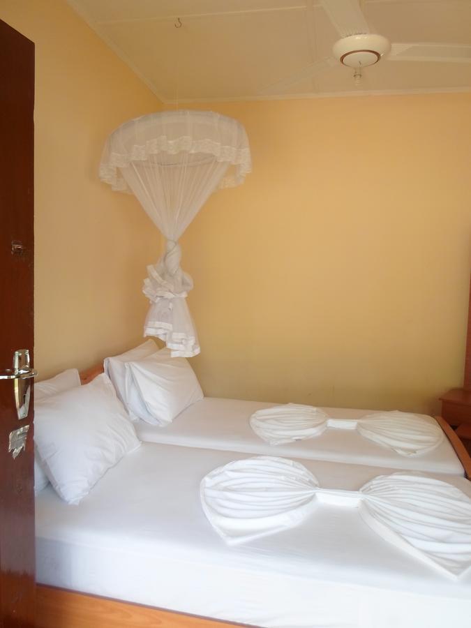 Hotel Swiss Garden Tourist Rest Anuradhapura Exterior foto