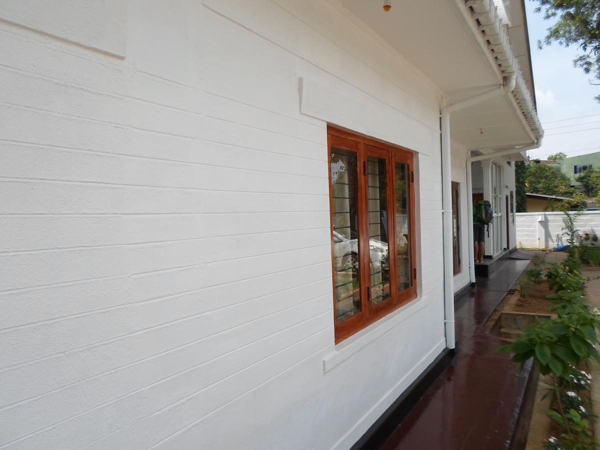 Hotel Swiss Garden Tourist Rest Anuradhapura Exterior foto