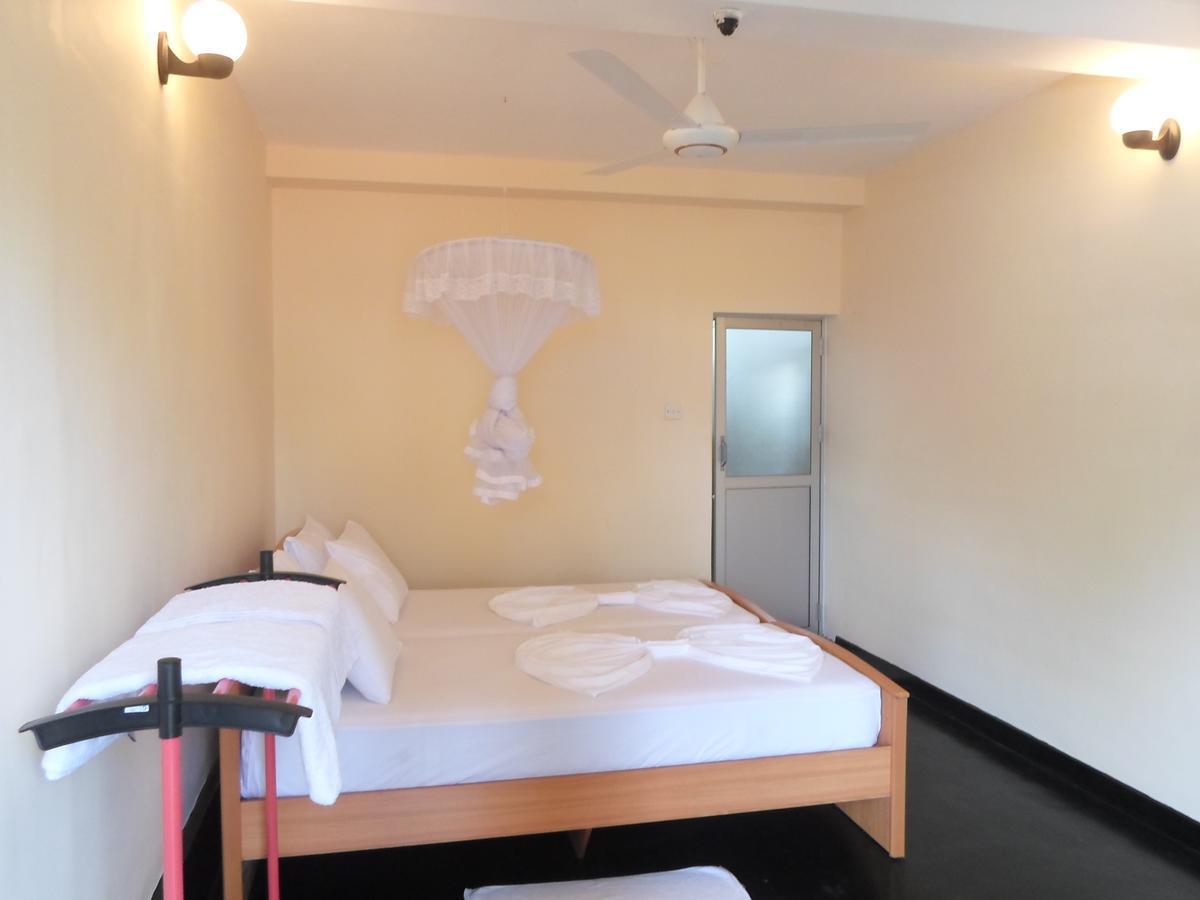 Hotel Swiss Garden Tourist Rest Anuradhapura Exterior foto