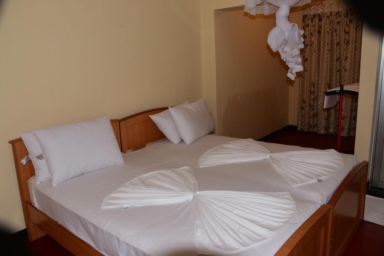 Hotel Swiss Garden Tourist Rest Anuradhapura Exterior foto