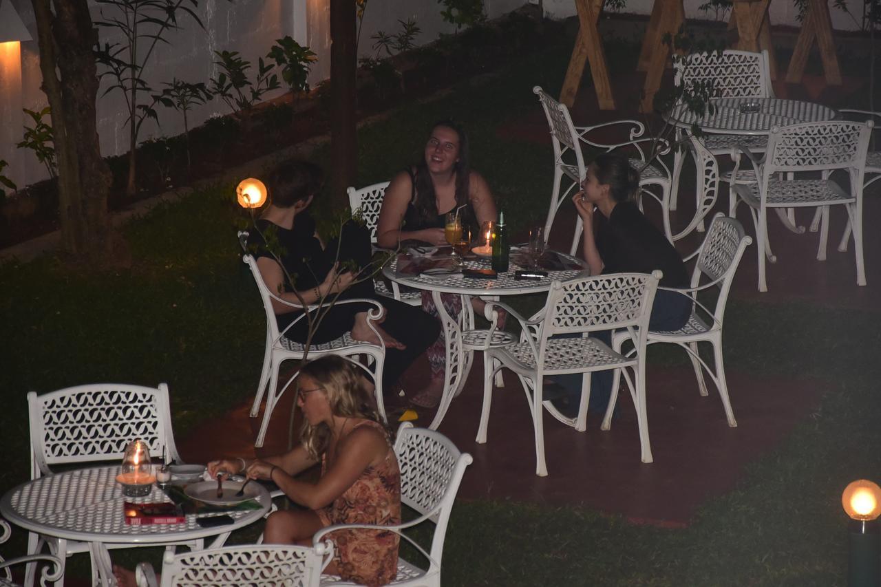 Hotel Swiss Garden Tourist Rest Anuradhapura Exterior foto