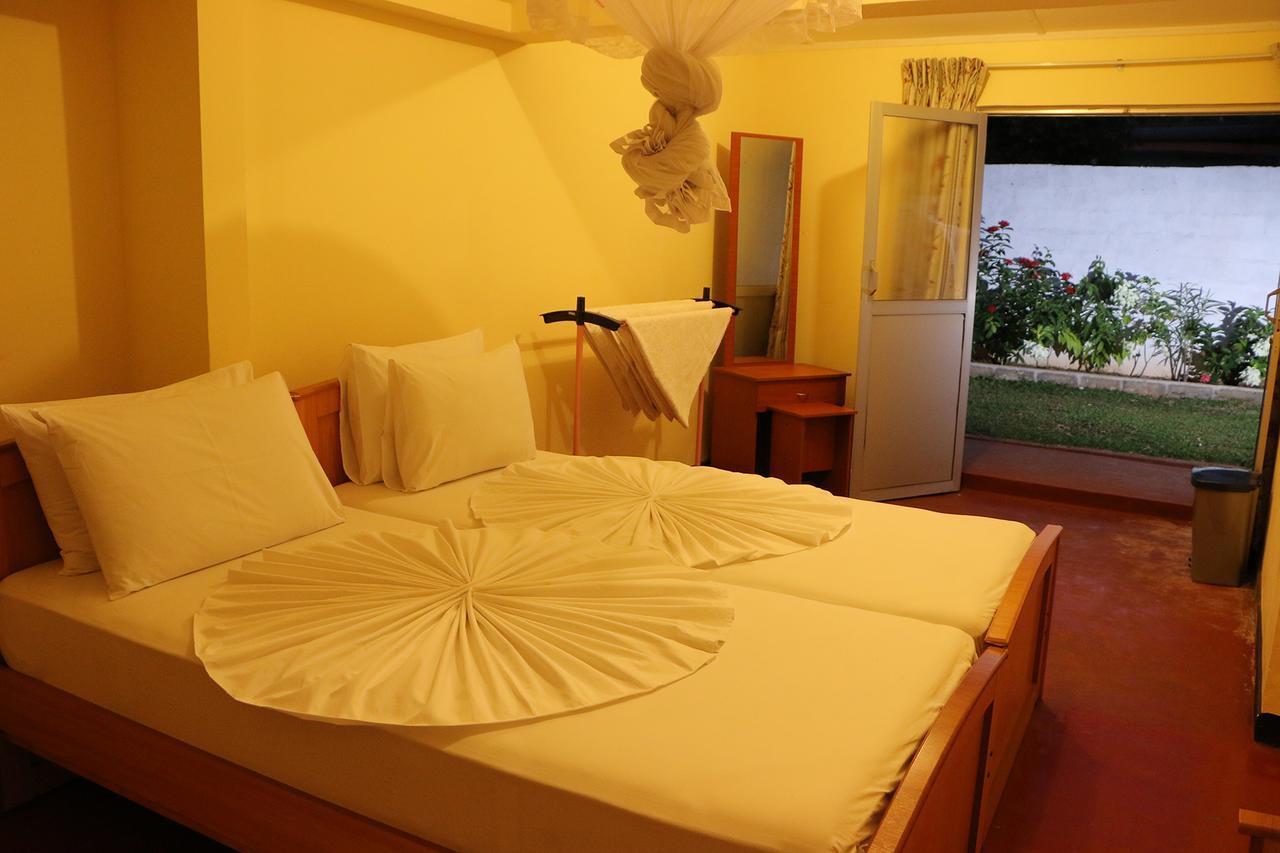 Hotel Swiss Garden Tourist Rest Anuradhapura Exterior foto