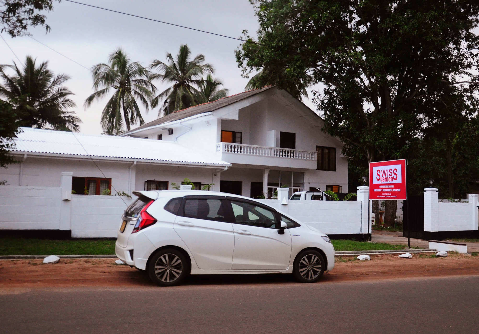 Hotel Swiss Garden Tourist Rest Anuradhapura Exterior foto